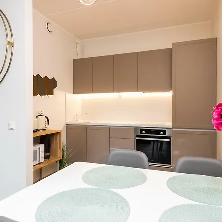 Foorum Centre Apartment *